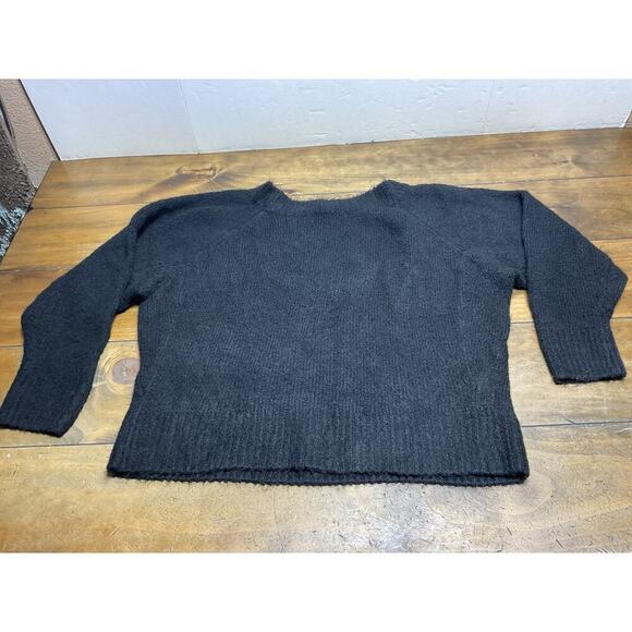 Victoria's Secret Super Fuzzy Soft Pullover Sweater Womens Size Large Black - Picture 1 of 9